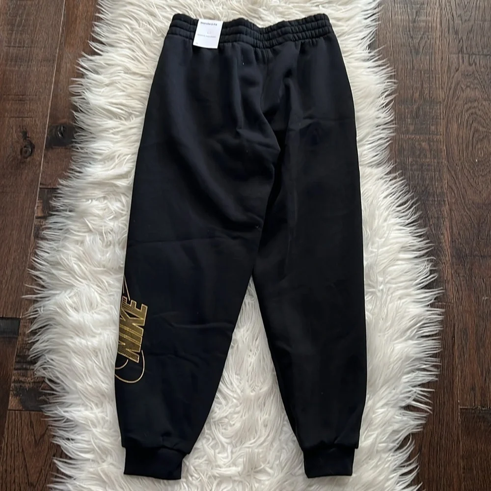 Trendy Nike Athletic Joggers